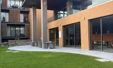 EXCLUSIVO DEPA EN RENTA CON ALBERCA GYM VISTA AL CAMPO DE GOLF EN BALVANERA GOLF POLO & COUNTRY CLUB  QUERÉTARO