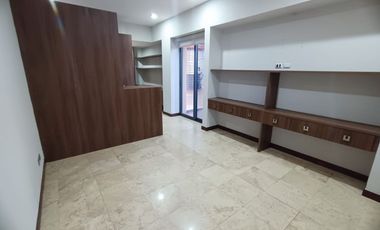 EXCLUSIVO DEPA EN RENTA CON ALBERCA GYM VISTA AL CAMPO DE GOLF EN BALVANERA GOLF POLO & COUNTRY CLUB  QUERÉTARO