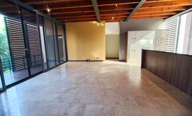 EXCLUSIVO DEPA EN RENTA CON ALBERCA GYM VISTA AL CAMPO DE GOLF EN BALVANERA GOLF POLO & COUNTRY CLUB  QUERÉTARO