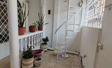 Bajo de precio !! Se vende casa con Suite adicional en Sauces 3