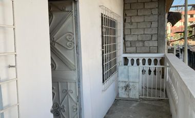 Bajo de precio !! Se vende casa con Suite adicional en Sauces 3