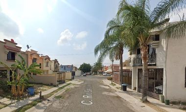 CASA EN VENTA FRACC URBI PASEOS DE SANTIAGO TONALA JALISCO