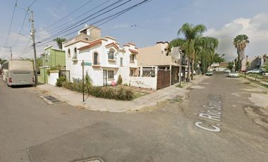 CASA EN VENTA FRACC URBI PASEOS DE SANTIAGO TONALA JALISCO