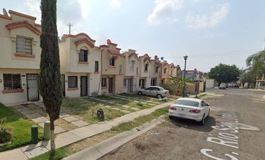 CASA EN VENTA FRACC URBI PASEOS DE SANTIAGO TONALA JALISCO