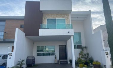 Casa en venta en San Ángel II