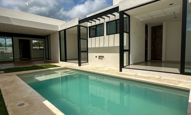 Casa en venta de 1 piso con 3 recamaras para entrega inmediata con alberca