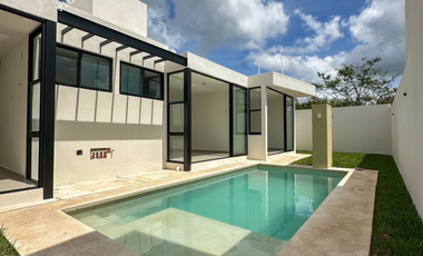 Casa en venta de 1 piso con 3 recamaras para entrega inmediata con alberca