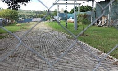 Venta de terreno comercial con local comercial en Zapotlanejo