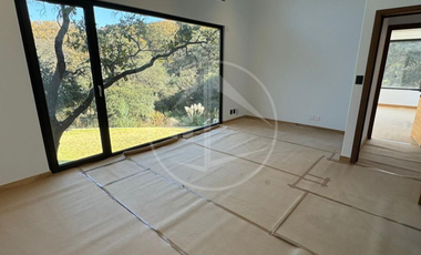 Residencia con IMPRESIONANTE jardín plano y espectacular vista Para Estrenar En Rancho San Juan