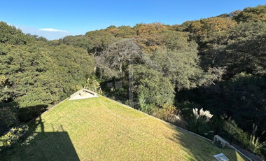 Residencia con IMPRESIONANTE jardín plano y espectacular vista Para Estrenar En Rancho San Juan