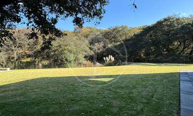 Residencia con IMPRESIONANTE jardín plano y espectacular vista Para Estrenar En Rancho San Juan