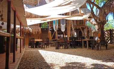 SE VENDE HOTEL A 300 MTS DE LA PLAYA EN PALOMINO COLOMBIA