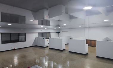 Bodega en Arriendo ubicada en La Villa Olimpica