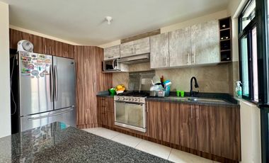 casa en venta sobre avenida en pozos ideal para casa habitación o negocio