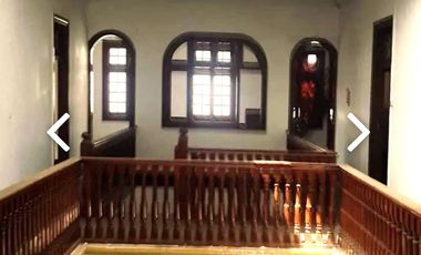 VENTA DE LINDA CASONA EN JESUS MARIA IDEAL PARA EMPRESAS DIVERSAS, CENTROS MEDICOS Y DENTALES, INSTITUTOS, ETC.