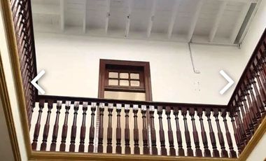 VENTA DE LINDA CASONA EN JESUS MARIA IDEAL PARA EMPRESAS DIVERSAS, CENTROS MEDICOS Y DENTALES, INSTITUTOS, ETC.