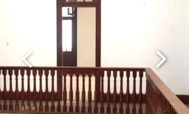 VENTA DE LINDA CASONA EN JESUS MARIA IDEAL PARA EMPRESAS DIVERSAS, CENTROS MEDICOS Y DENTALES, INSTITUTOS, ETC.