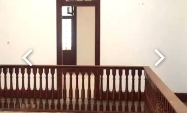 VENTA DE LINDA CASONA EN JESUS MARIA IDEAL PARA EMPRESAS DIVERSAS, CENTROS MEDICOS Y DENTALES, INSTITUTOS, ETC.