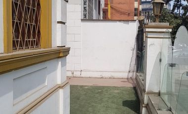 VENTA DE LINDA CASONA EN JESUS MARIA IDEAL PARA EMPRESAS DIVERSAS, CENTROS MEDICOS Y DENTALES, INSTITUTOS, ETC.