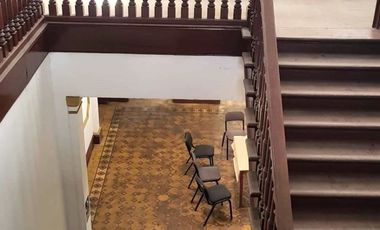 VENTA DE LINDA CASONA EN JESUS MARIA IDEAL PARA EMPRESAS DIVERSAS, CENTROS MEDICOS Y DENTALES, INSTITUTOS, ETC.