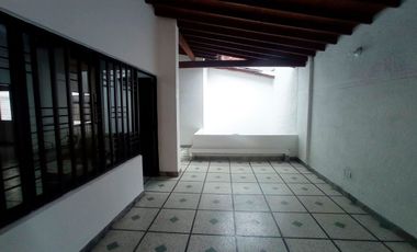 46664 Casa Comercial en Arriendo Laureles
