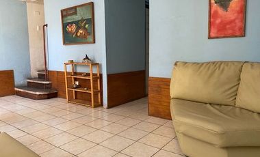 SE VENDE RESIDENCIAL-HOSTAL SECTOR CENTRO