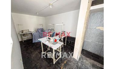 Casa En Venta De 3 Pisos En Ventanilla