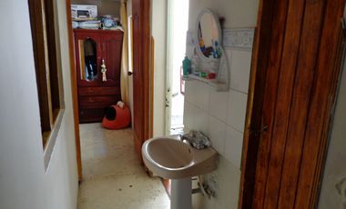 VENTA EXCELENTE CASA EN BARRIO BOSQUE NORTE DIVIDIDA EN 2 APTOS