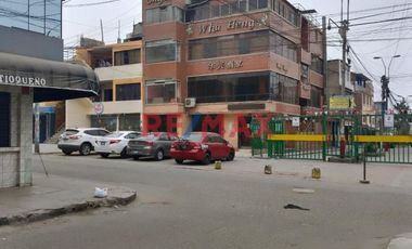 VENTA CASA ZONA COMERCIAL 145 m