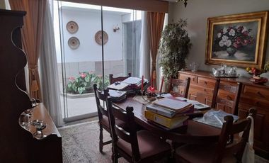 VENDO HERMOSA CASA EN SURCO