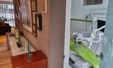 VENDO EXCELENTE LOCAL COMERCIAL EN AVENIDA IDEAL PARA EMPRESAS, CENTROS MEDICOS Y DENTALES, NEGOCIOS DIVERSOS.
