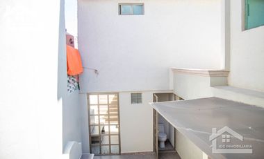 RENTA DE EDIFICIO JUNTO A LA PROCURADURÍA GENERAL DEL ESTADO, BOULEVARD FELIPE ANGELES