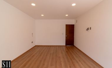 Casa en Renta, La Vista Residencial 3 Recamaras Cada una con baño completo, t:225 m2  C: 318 m2