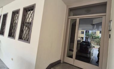 Suite Amoblada en Alquiler en Lomas de Urdesa, 1 Habitación, 1 Baños, Garaje,  Seguridad, Norte de Guayaquil.