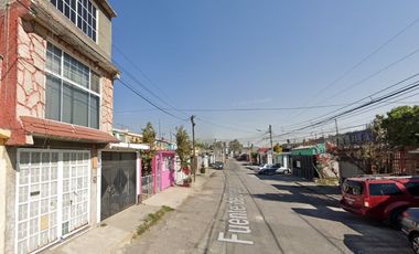 Casa en venta en Fuentes del Valle Tultitlán Edo Mex C.P. 54910