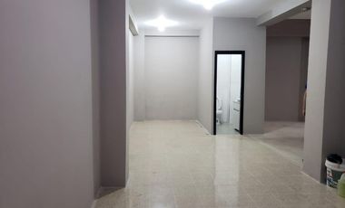 EN ALQUILER O VENTA EDIFICIO COMERCIAL EN EL CENTRO DE GUAYAQUIL