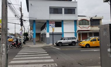 EN ALQUILER O VENTA EDIFICIO COMERCIAL EN EL CENTRO DE GUAYAQUIL