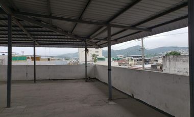 EN ALQUILER O VENTA EDIFICIO COMERCIAL EN EL CENTRO DE GUAYAQUIL