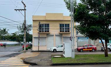 LOCAL COMERCIAL EN RENTA AVENIDA URANO DE BOCA DEL RÍO | ARLETTE FLORES