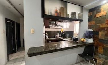 EN VENTA CASA 1 PLANTA EN CDLA. LAS TEJAS, AV 25 DE JULIO, SUR GYE