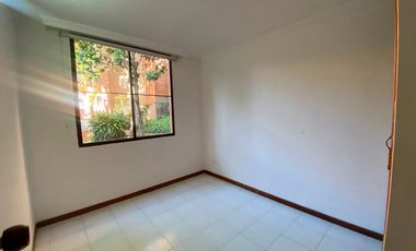 46485 Apartamento en Arriendo Loma del Escobero