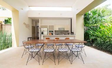 TE ALQUILO EXCLUSIVA FINCA MEDIALUNA EN BUCARAMANGA LLAMANOS AL3242060686 LOS ESPERAMOS.