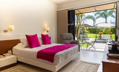 TE ALQUILO EXCLUSIVA FINCA MEDIALUNA EN BUCARAMANGA LLAMANOS AL3242060686 LOS ESPERAMOS.