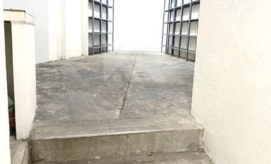 Local Comercial en Renta en Av. Emiliano Zapata – $15,000 MXN + IVA
