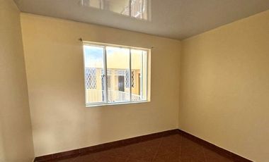 VENDO ESPECTACULAR CASA COMERCIAL 12 DE OCTUBRE -RENTANDO