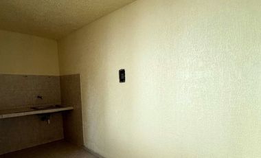 VENDO ESPECTACULAR CASA COMERCIAL 12 DE OCTUBRE -RENTANDO