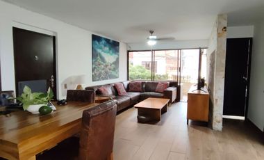 💥 VENDO 💥 Espectacular casa Dúplex en Barrio la Asunción - Copacabana