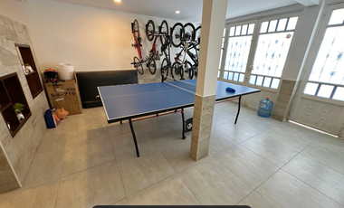 amplia casa a la venta con piscina en la vereda vanguardia