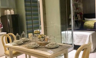 METRO MANILA High End Condo Modern Minimalist Condo near Hotel Mall Restaurants and Airport Hospital School Office High End But AFFORDABLE CONDO