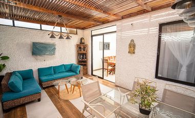 SE VENDE CASA EN COND DUNAS DEL MAR.